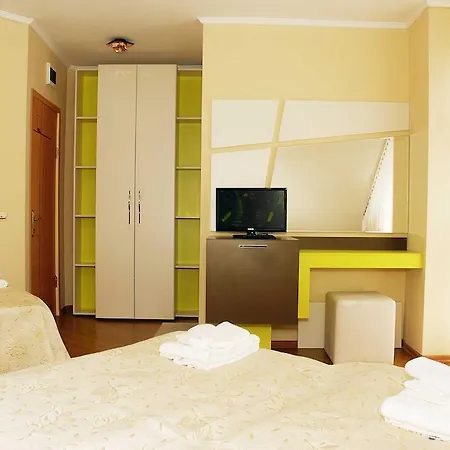 호텔 Семеен Хотел Виа Лакус