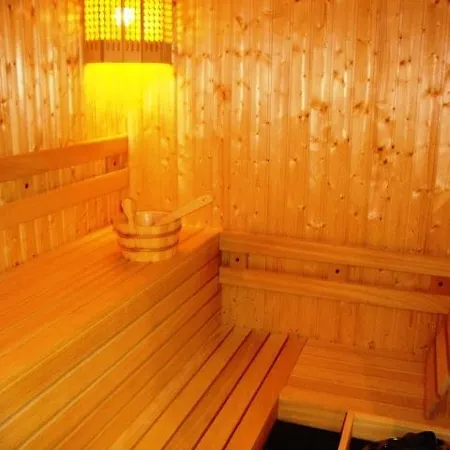 Семеен Хотел Виа Лакус Otel