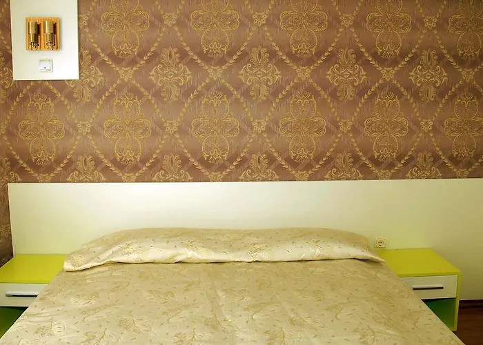 Семеен Хотел Виа Лакус 3* Sapareva Banja