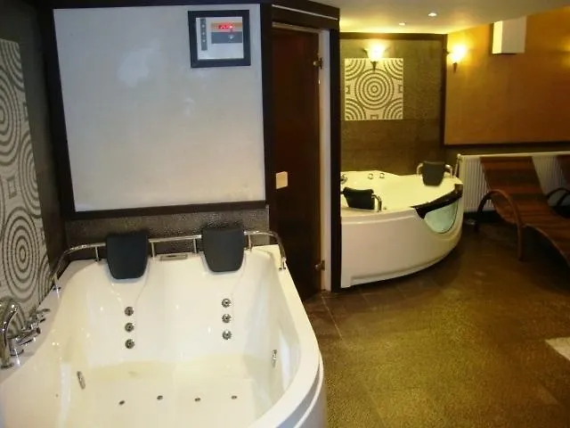 Семеен Хотел Виа Лакус Sapareva Banya