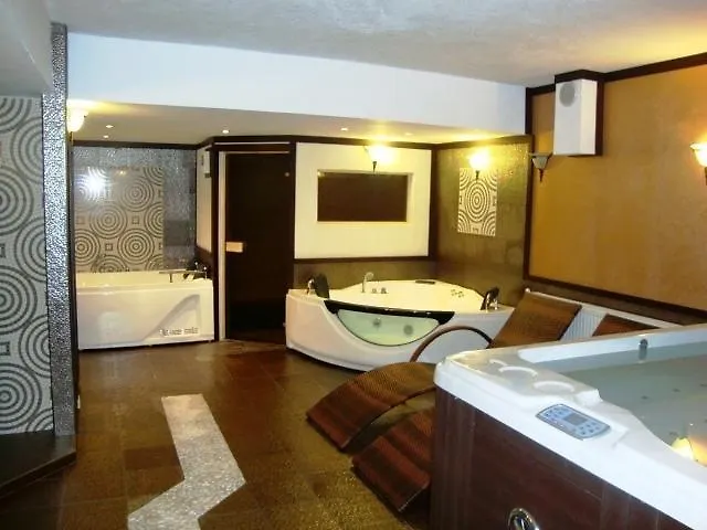 Семеен Хотел Виа Лакус Otel 3*