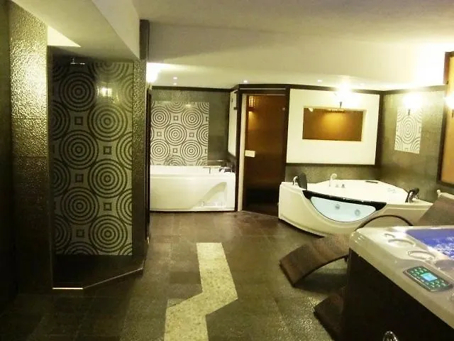 Семеен Хотел Виа Лакус Hotel Sapareva Banja