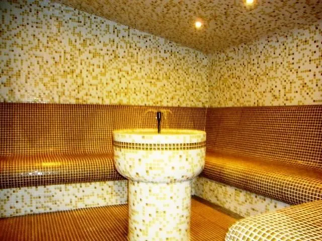 Семеен Хотел Виа Лакус Otel