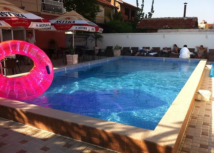 Семеен Хотел Виа Лакус Otel 3*